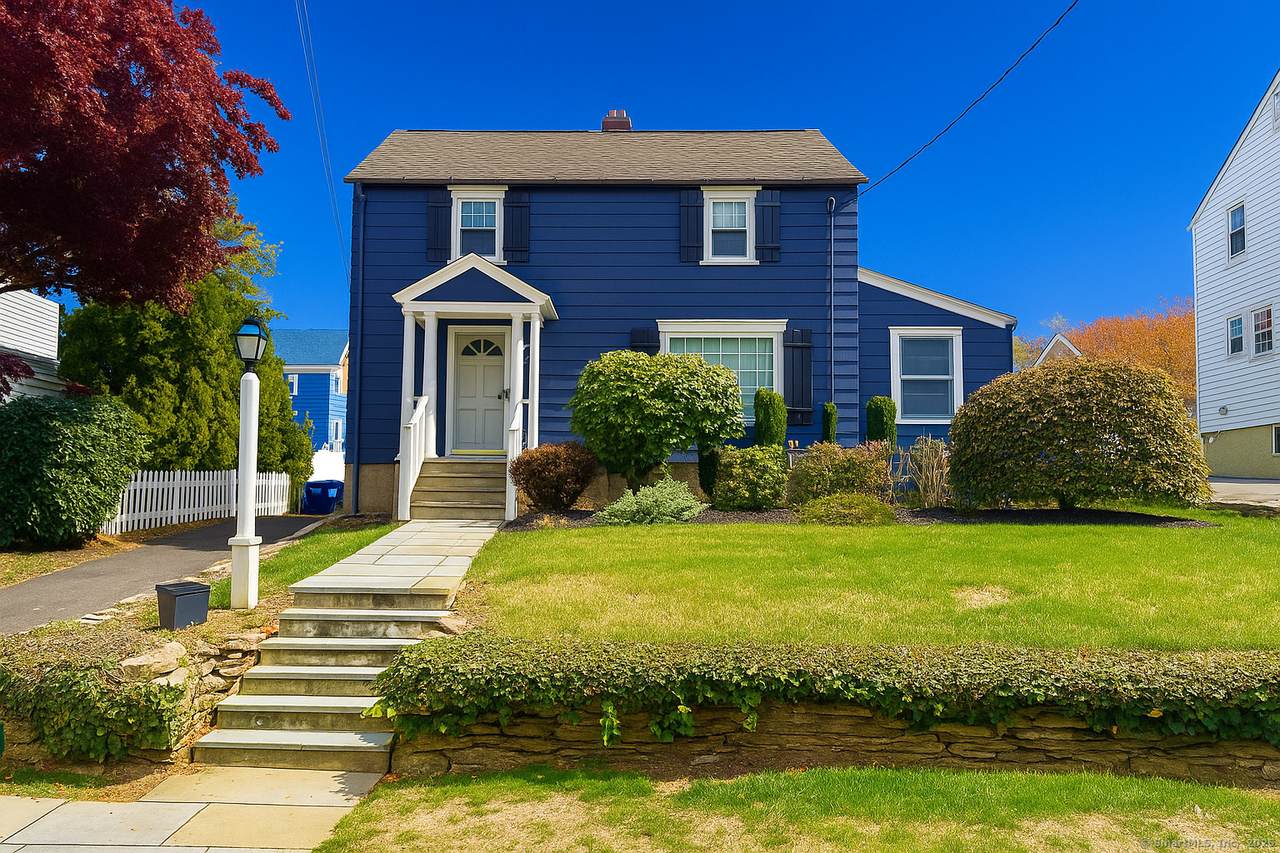 467 Wilson Street - Photo 1