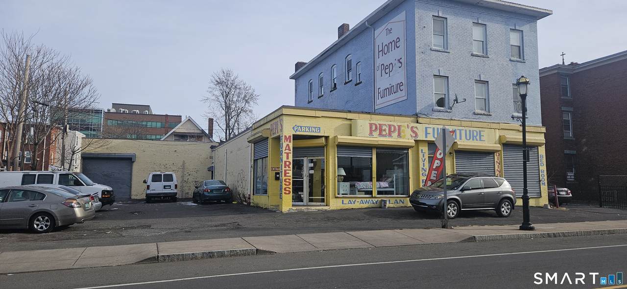 760 Broad Street - Photo 1