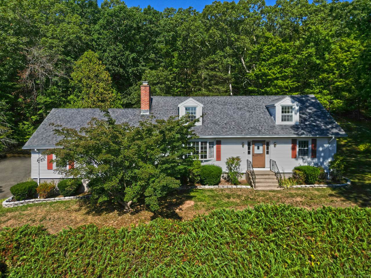 1350 Mount Carmel Avenue - Photo 1