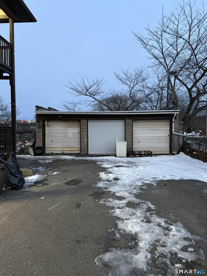 1840 Barnum Avenue - Photo 1