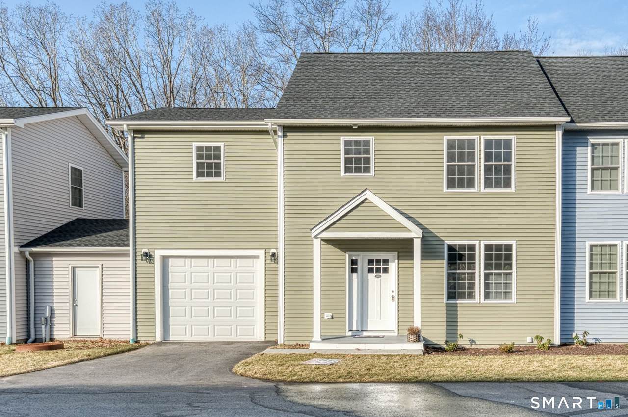205 Winding Hollow Road - Photo 1