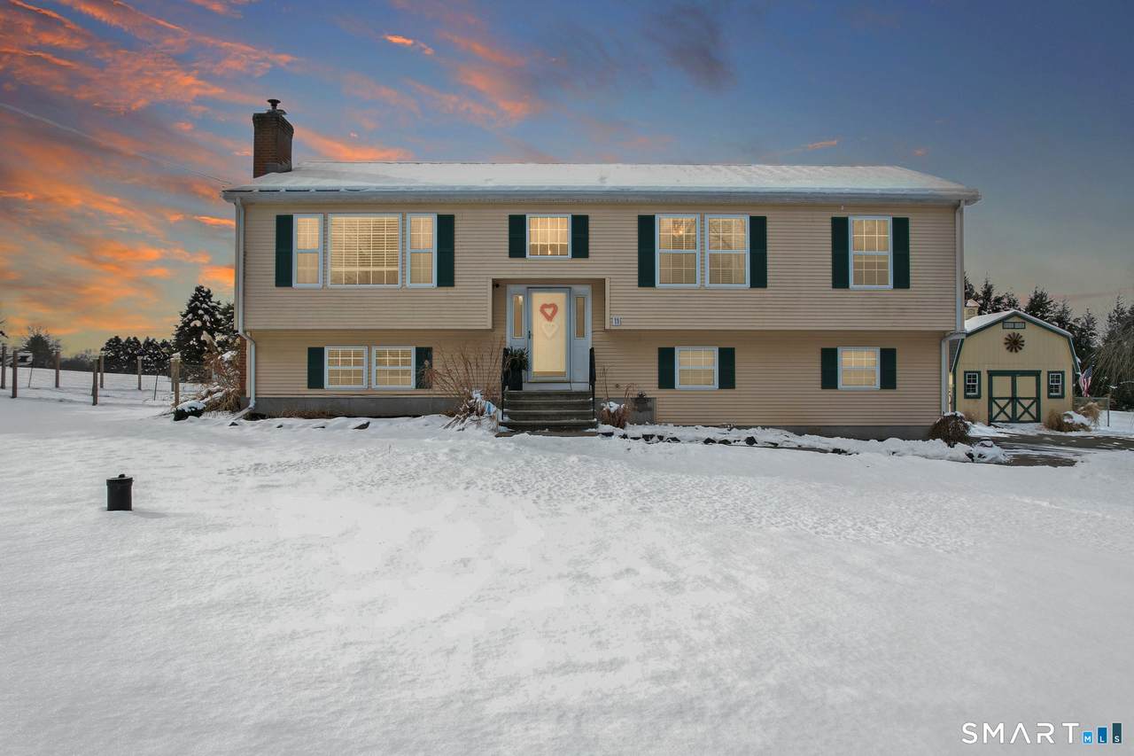 11 King Road - Photo 1