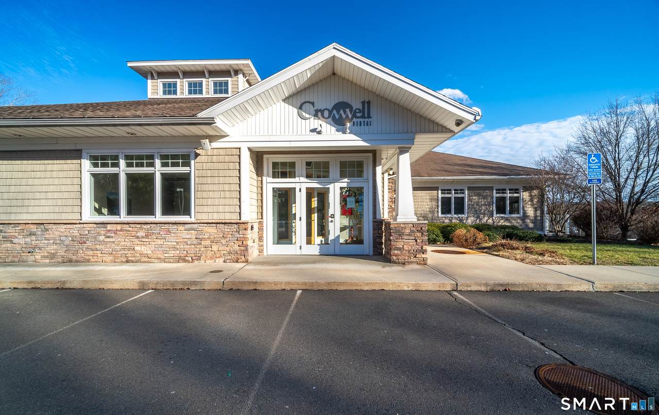 30 Country Squire Drive - Photo 1