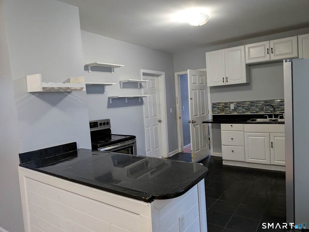 220 Munson Street - Photo 1