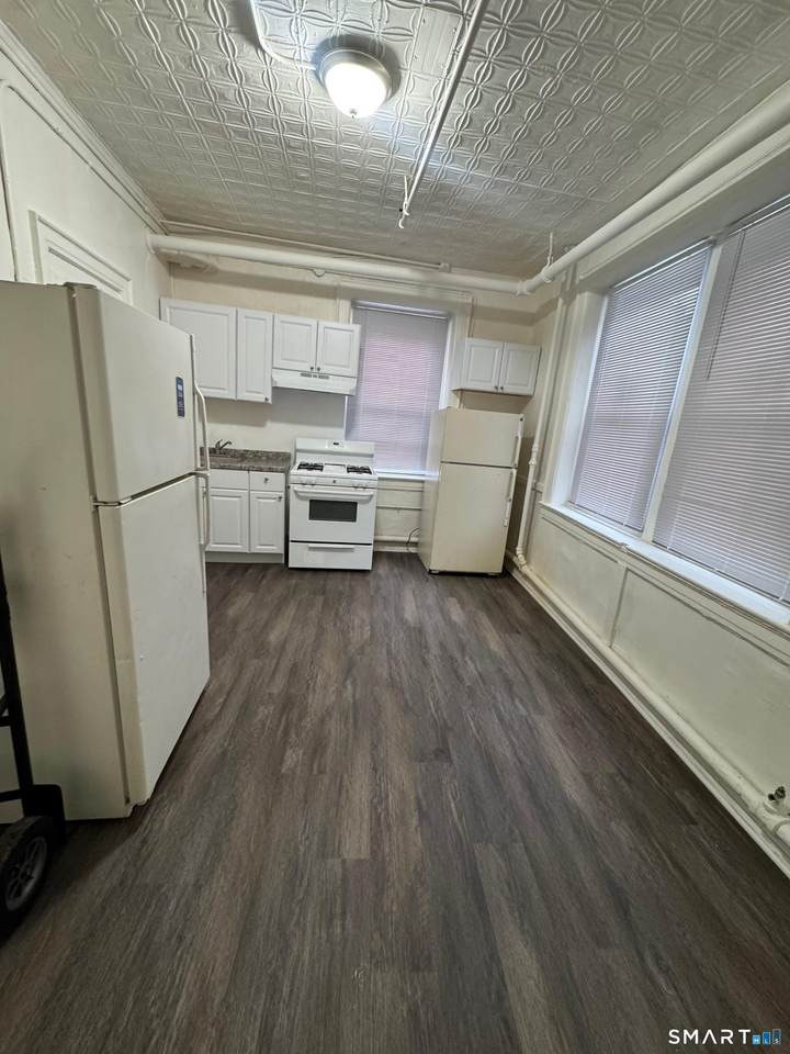 86 Pequonnock Street - Photo 1