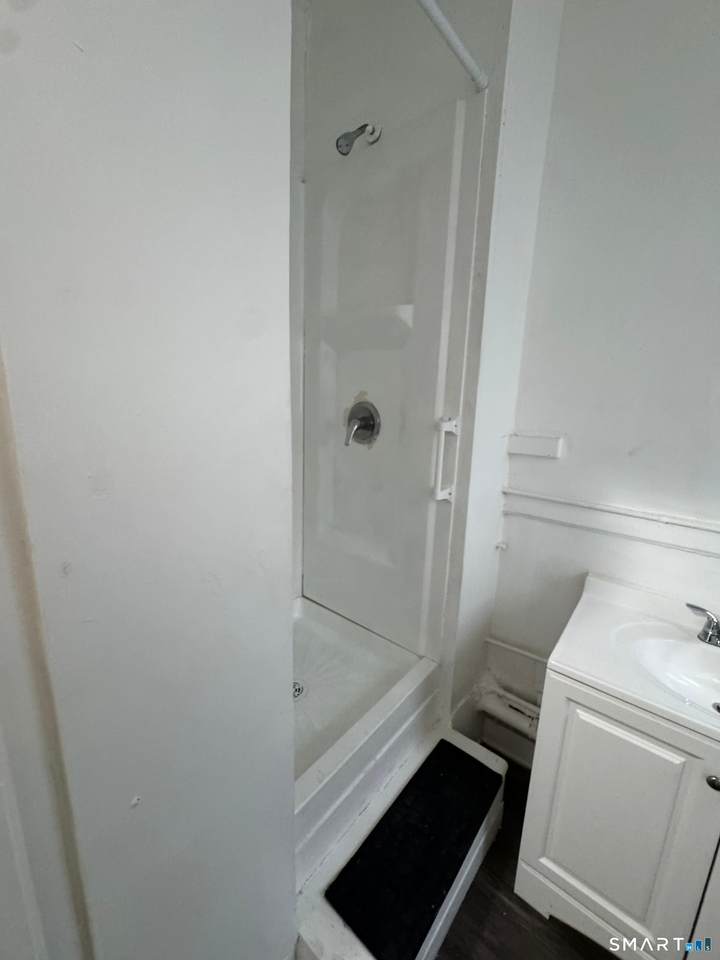 https://bt-photos.global.ssl.fastly.net/ctmls/1280_boomver_1_24151396-1.jpg