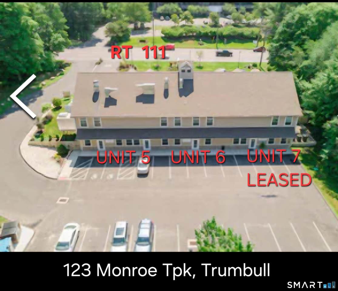 123 Monroe Turnpike - Photo 1