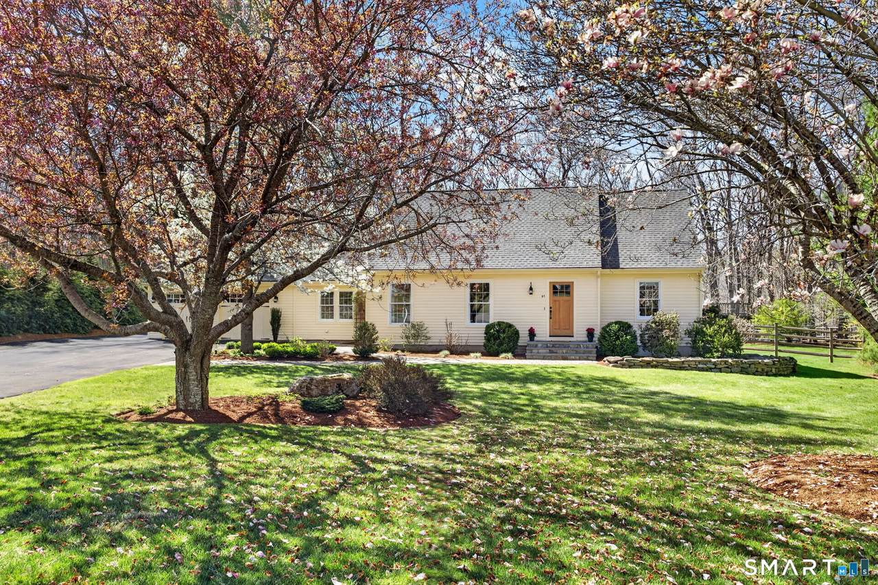 85 Fawn Brook Circle - Photo 1