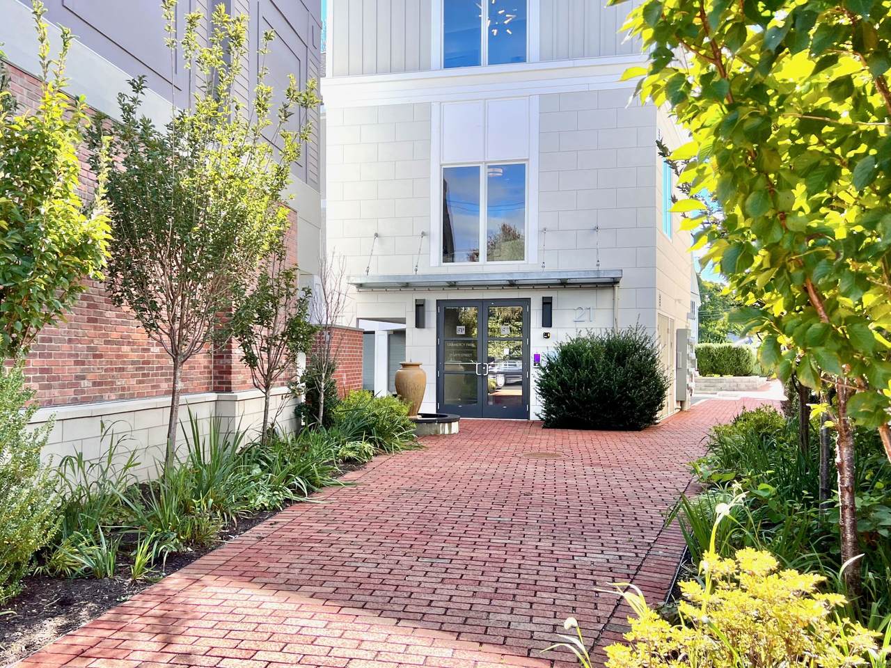 302 Gramercy Park - Photo 1