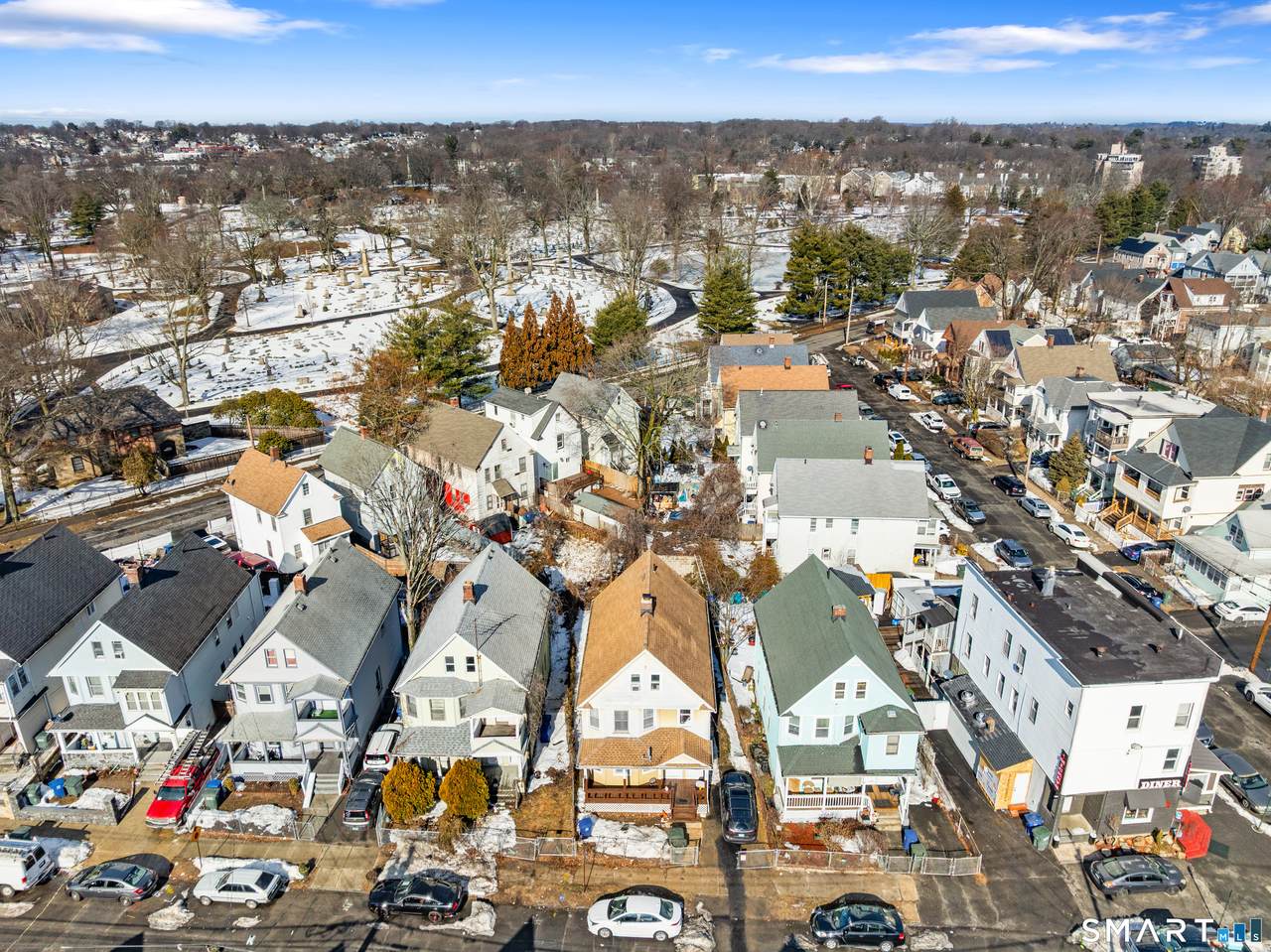 1036-1038 Maplewood Avenue - Photo 1