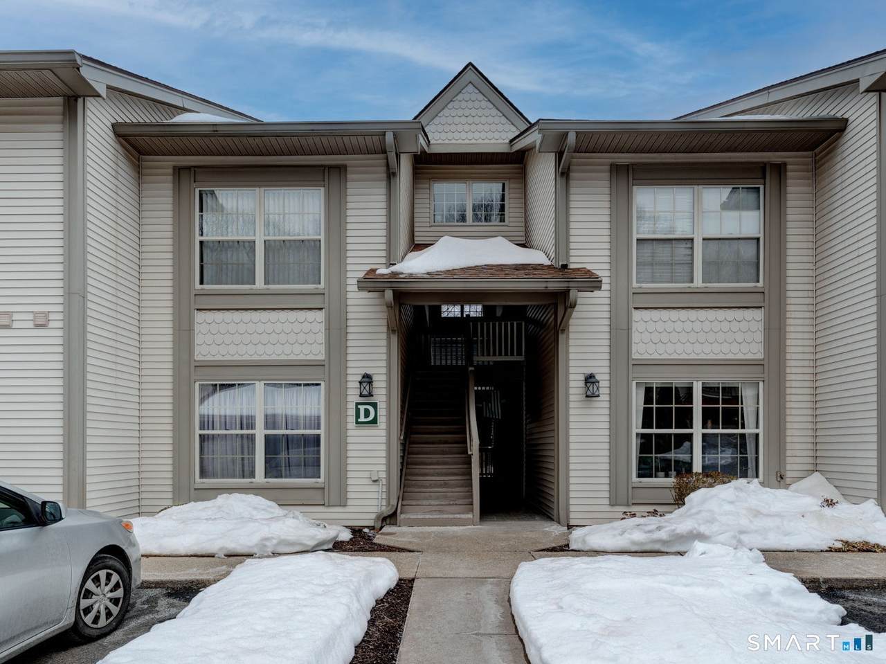 33 Langdon Court - Photo 1