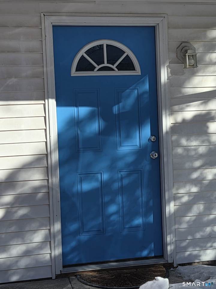 80-82 Pearl Harbor Circle - Photo 1