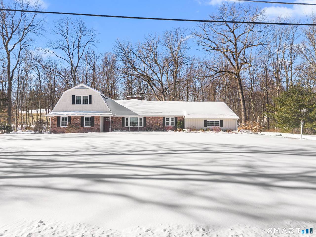 15 Lindencrest Drive - Photo 1