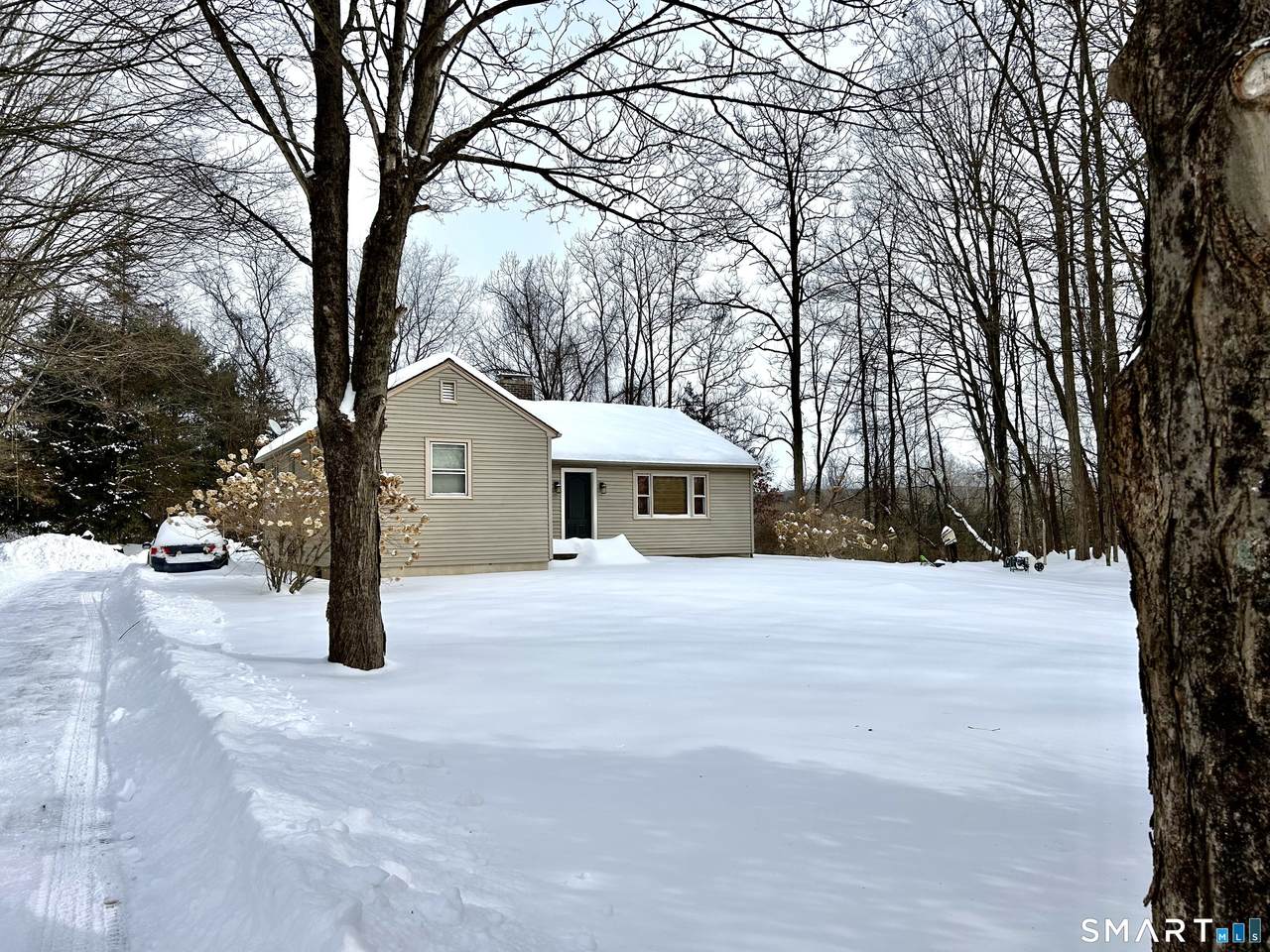 142 Washington Road - Photo 1