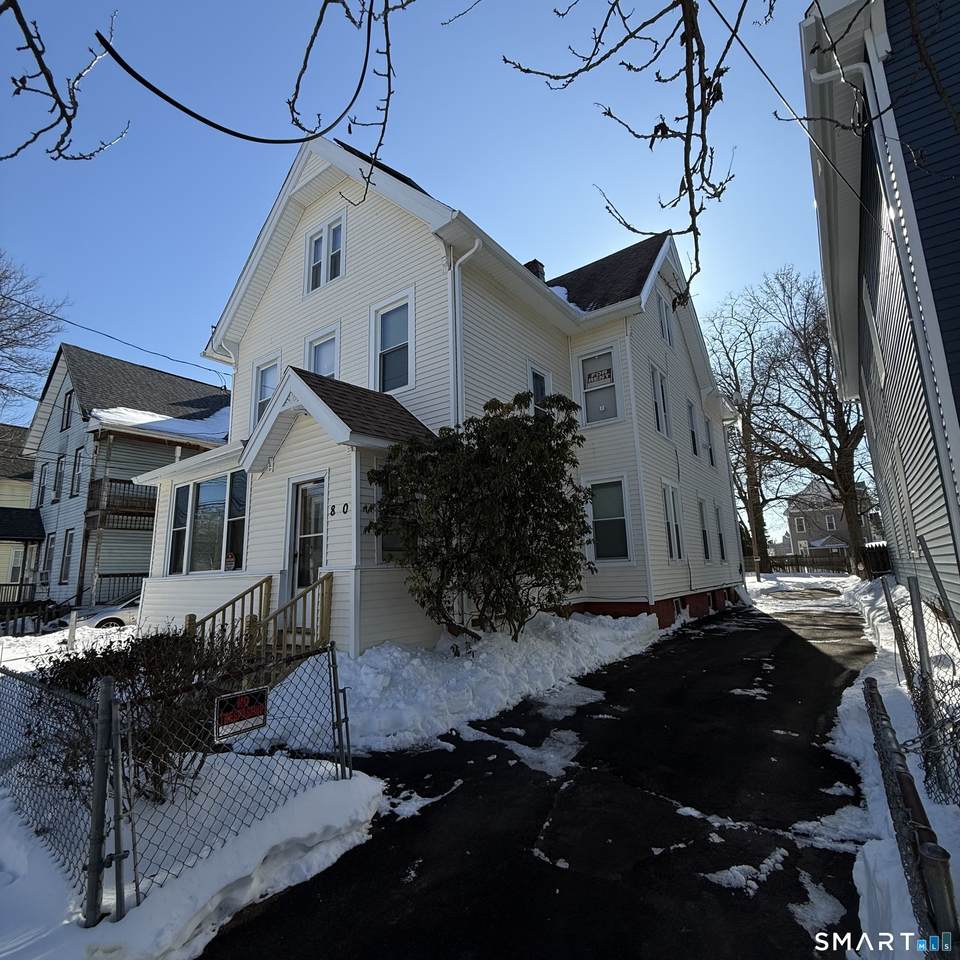 80 Henry Street - Photo 1