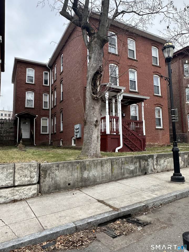 498 Broad Street - Photo 1
