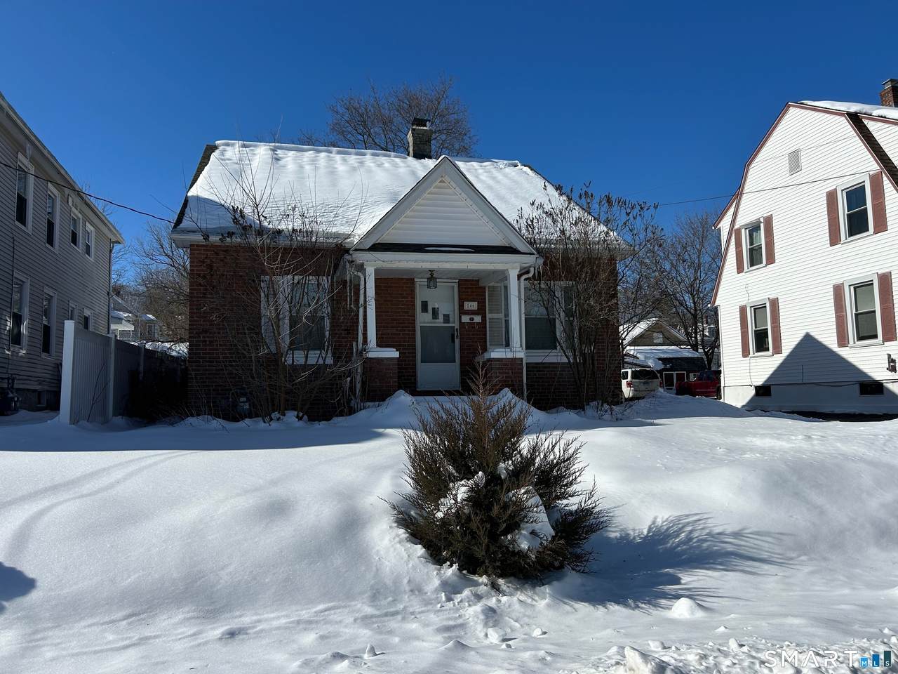 146 Beechwood Avenue - Photo 1