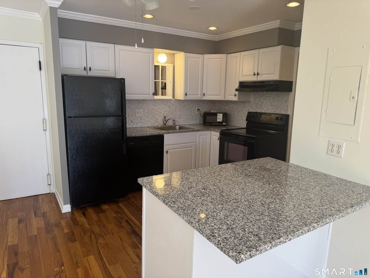 155 Short Beach Road - Photo 1