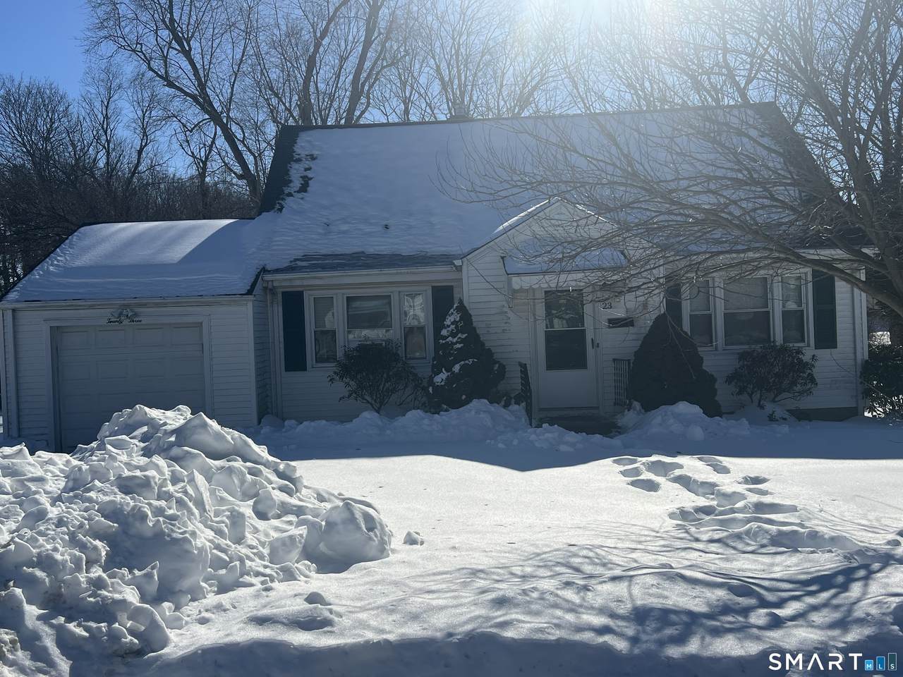 23 Pinewood Road - Photo 1