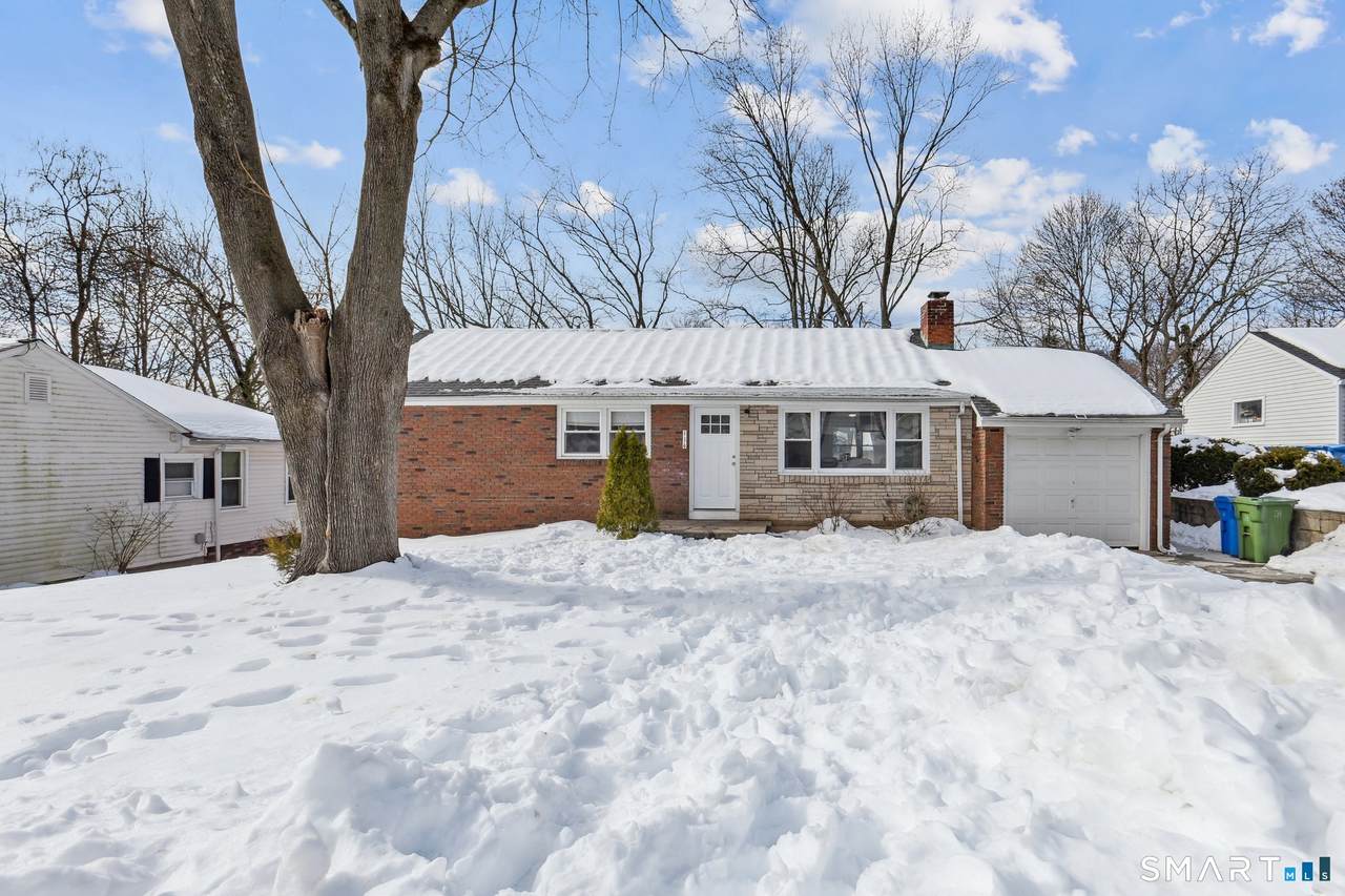 114 Colony Street - Photo 1