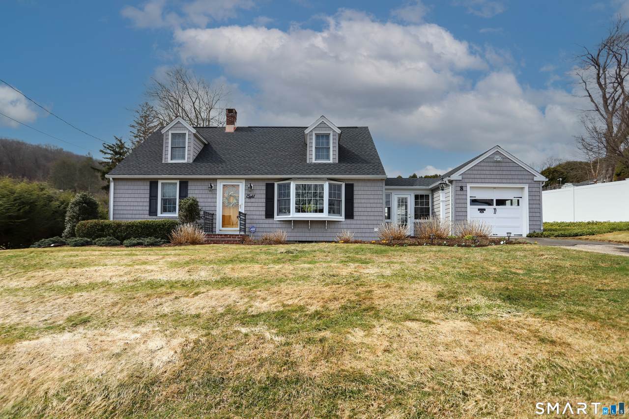 8 Housman Street - Photo 1