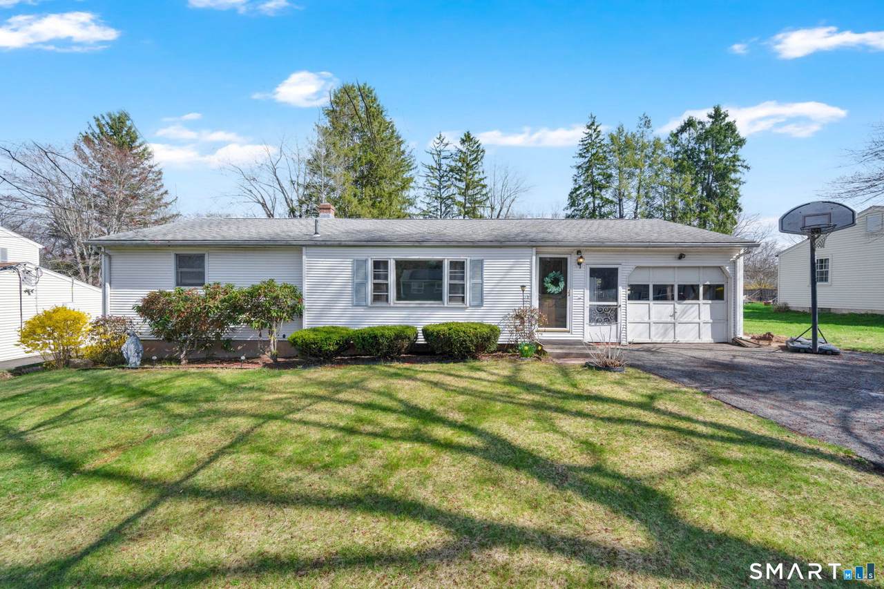 31 Meadowlark Road - Photo 1