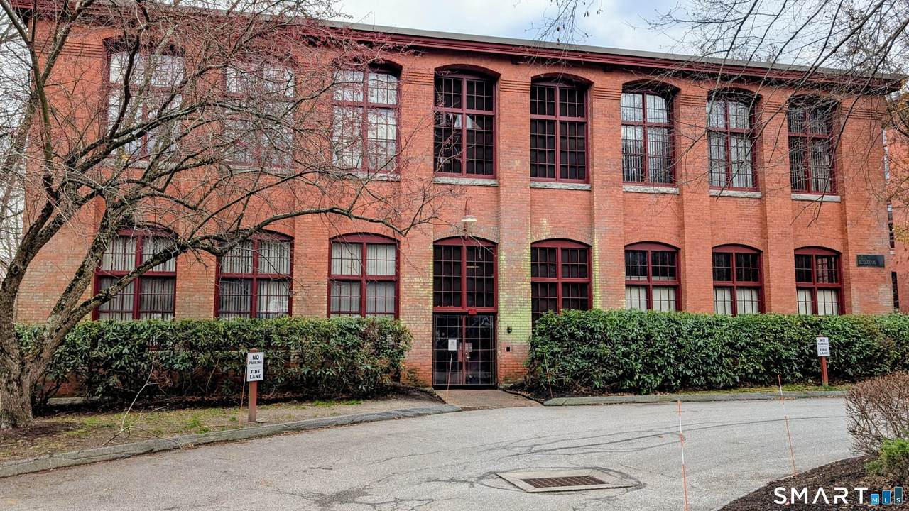 839 Main Street - Photo 1