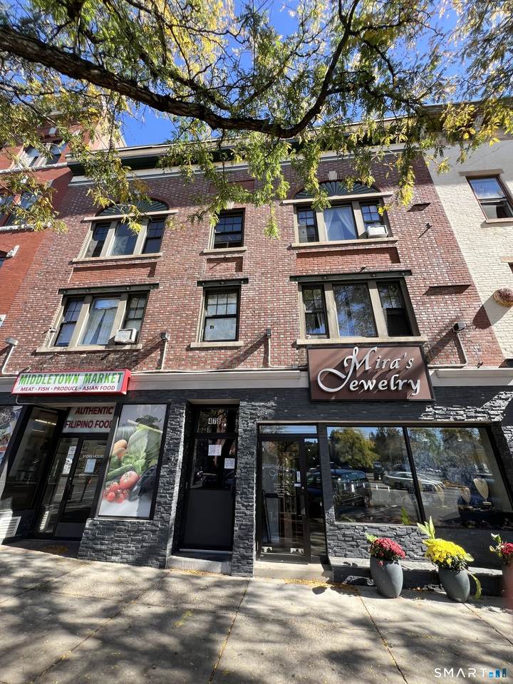 480 Main Street - Photo 1