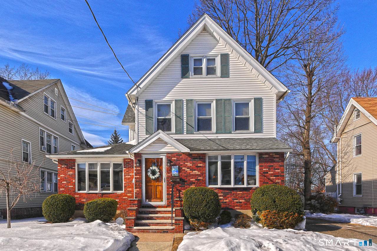 15 Wallace Street - Photo 1
