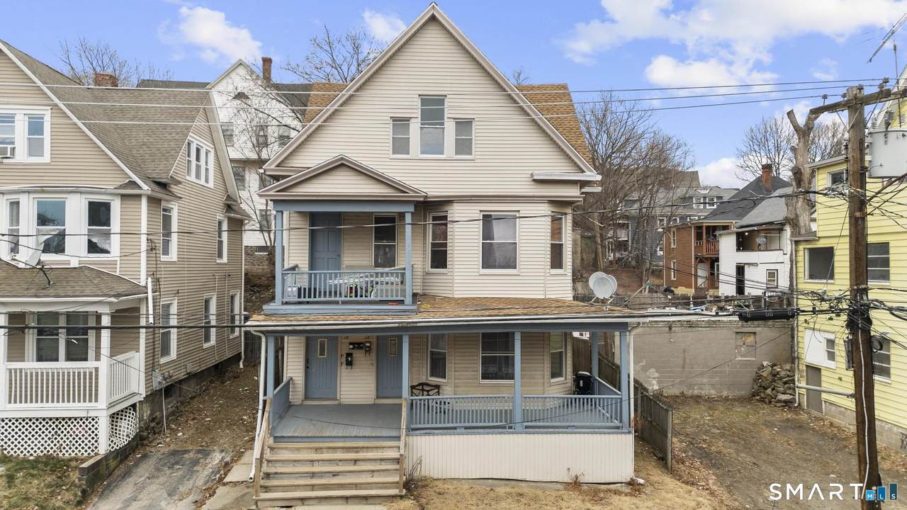 16 Plaza Avenue - Photo 1