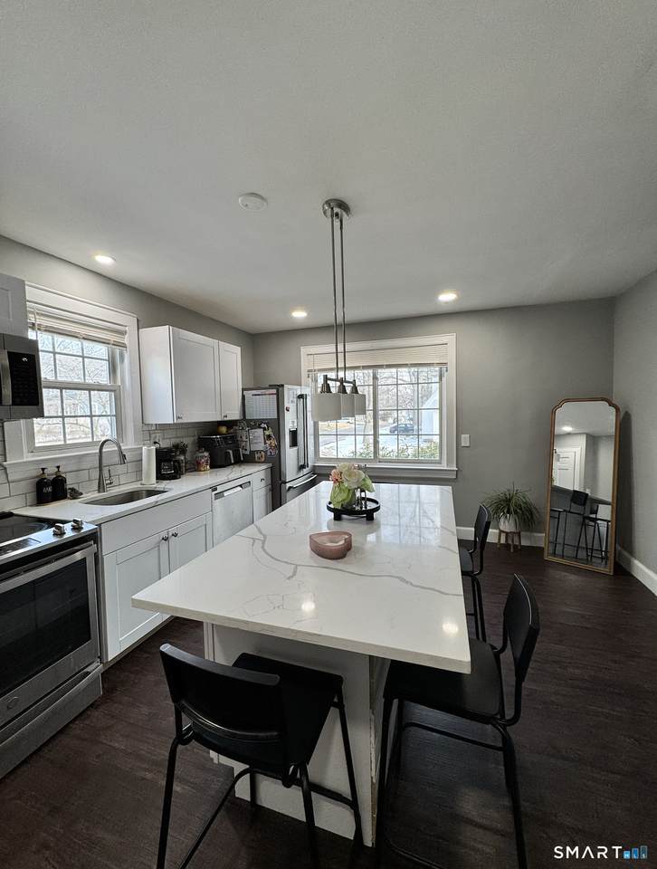 103 Wyoming Street - Photo 1