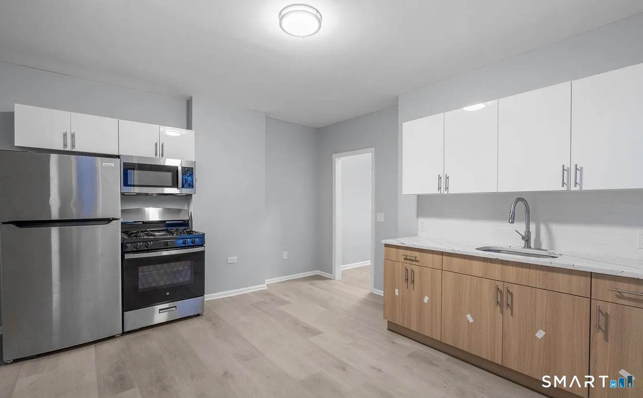 303 Poplar Street - Photo 1