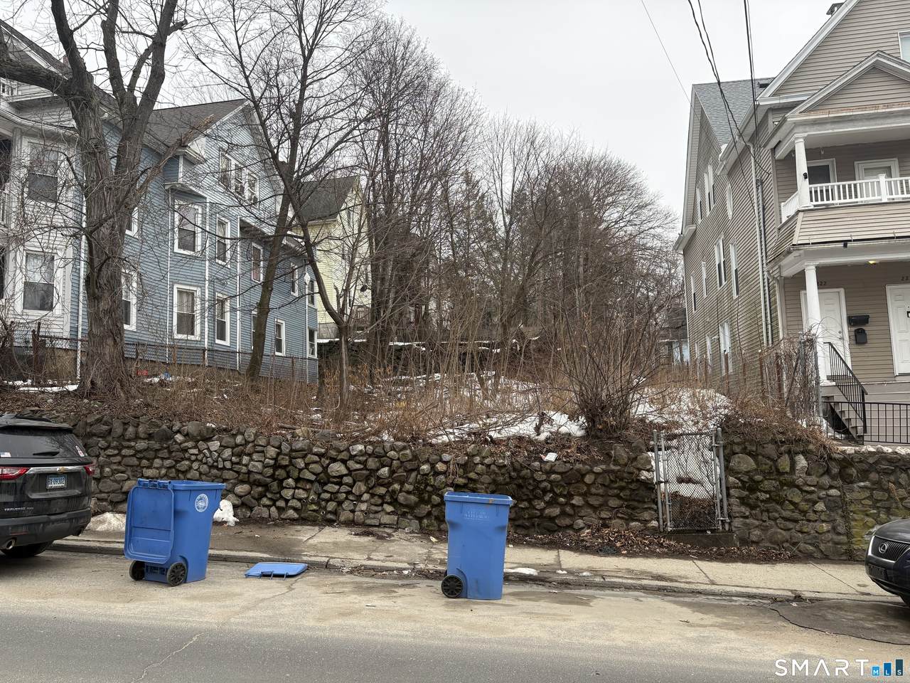 226 Willow Street - Photo 1