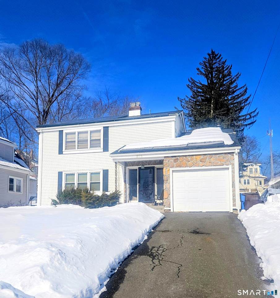 275 Winthrop Street - Photo 1