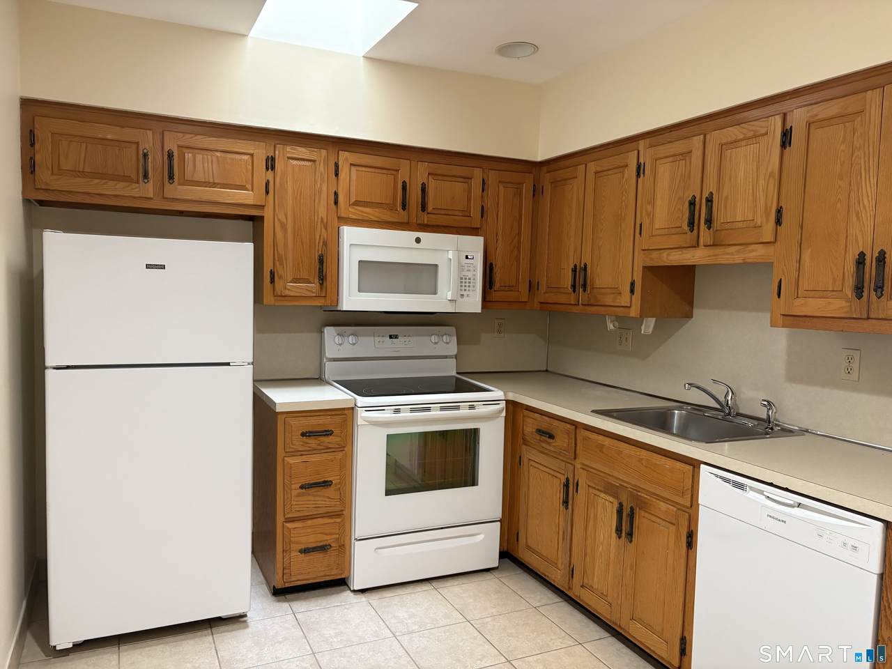 2059 Boston Avenue - Photo 1