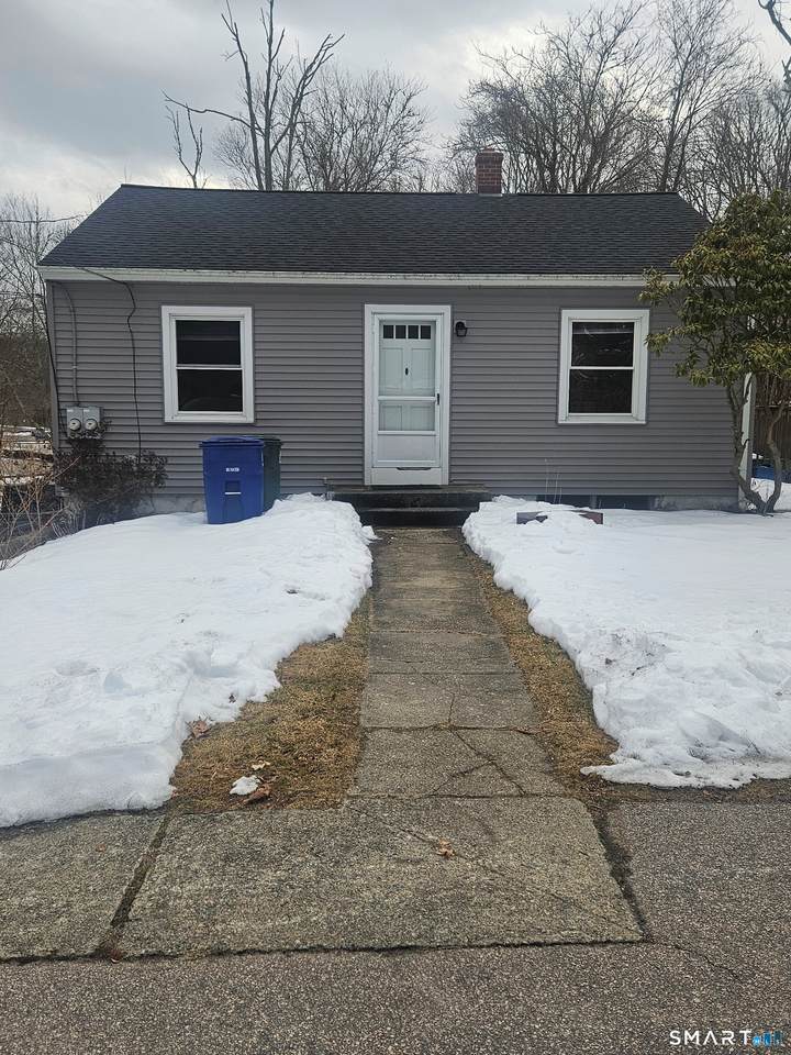 51 Pequot Trail - Photo 1