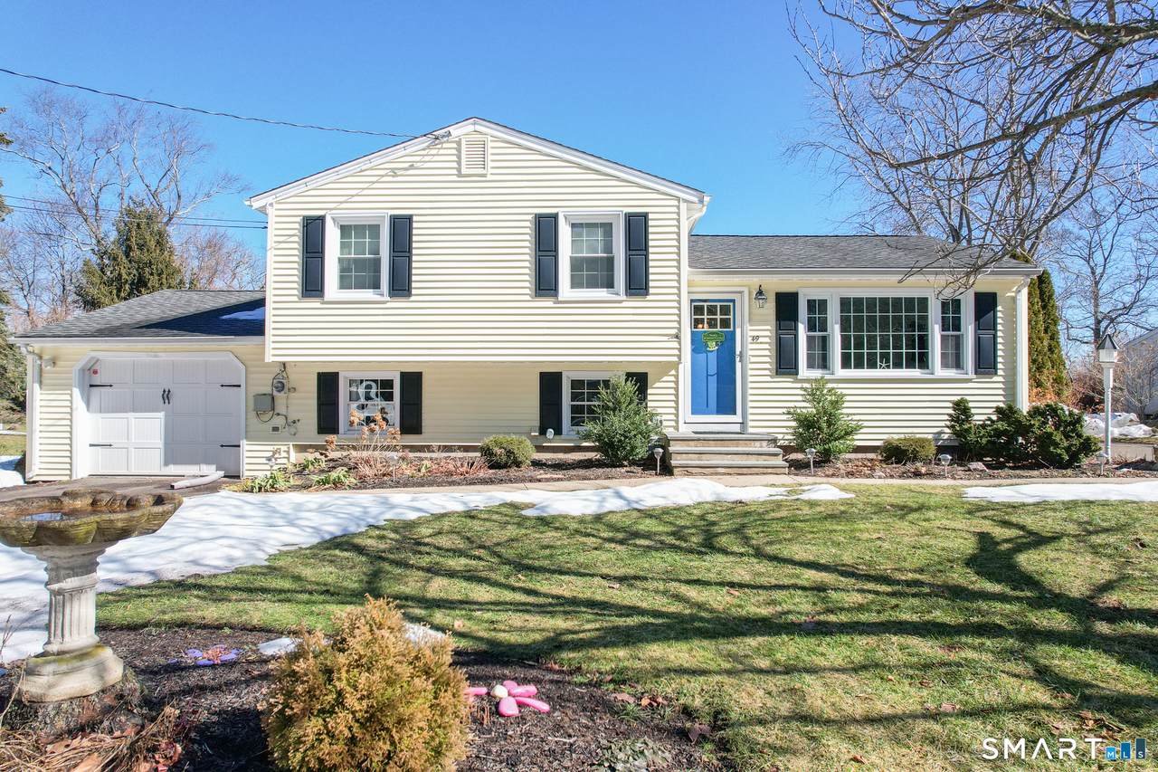 49 Stannard Avenue - Photo 1