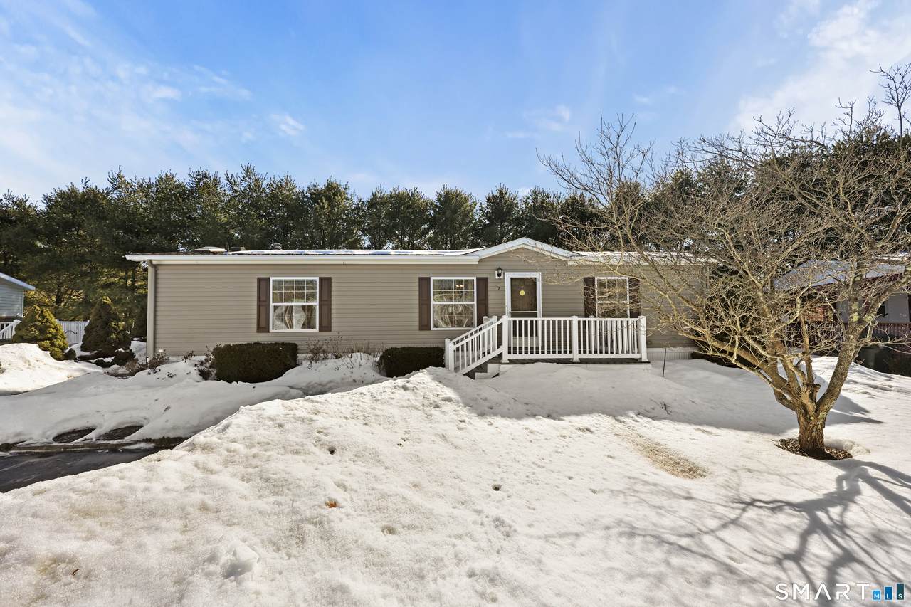 7 Circle Drive - Photo 1