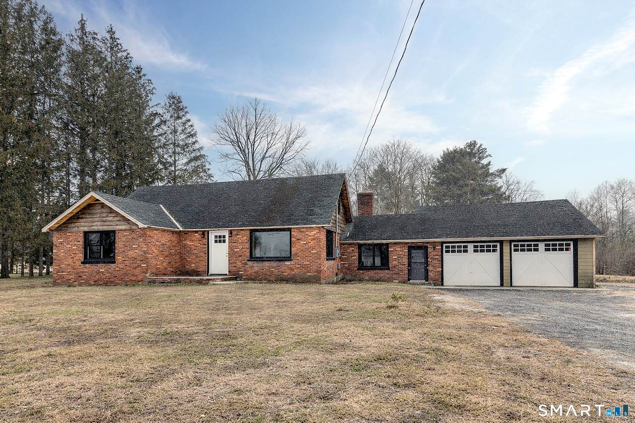14 Browns Lane - Photo 1