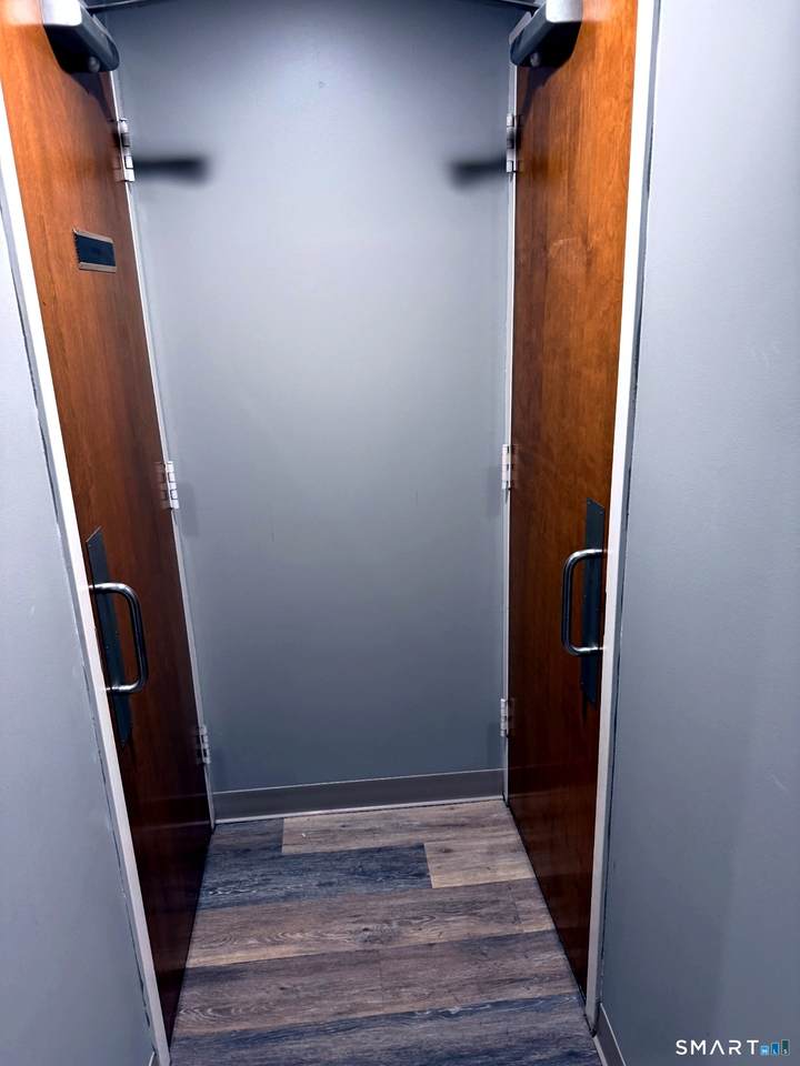 https://bt-photos.global.ssl.fastly.net/ctmls/1280_boomver_1_24156490-1.jpg