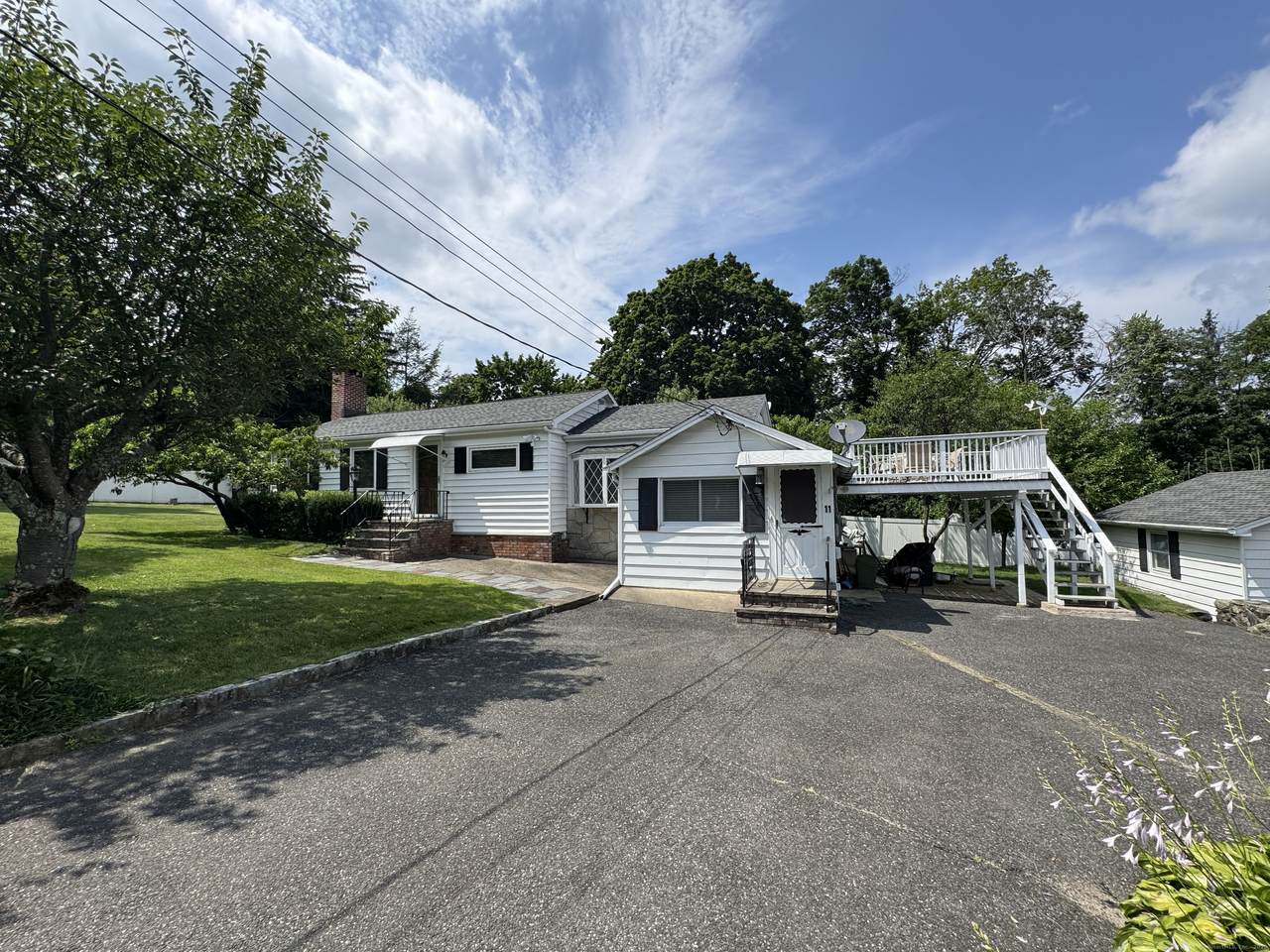 11 Knollcrest Road - Photo 1
