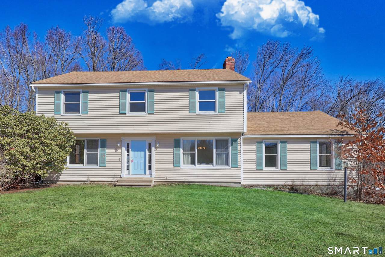 22 Greenwood Circle - Photo 1