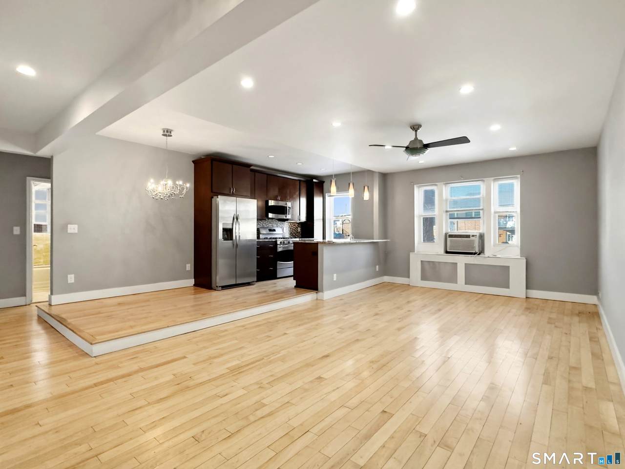 70 Strawberry Hill Avenue - Photo 1