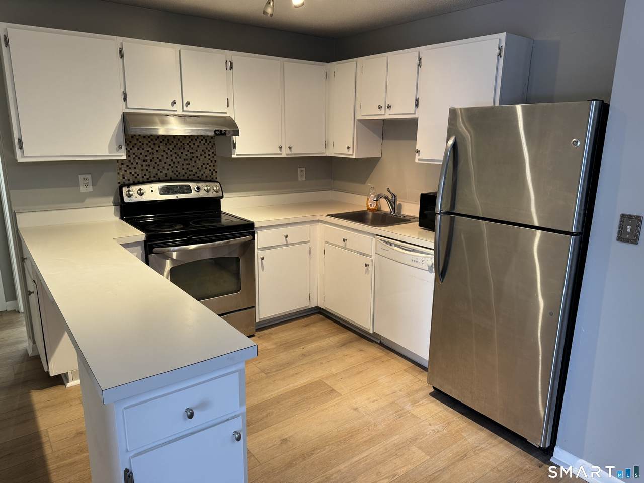 2202 Harbor View Drive - Photo 1