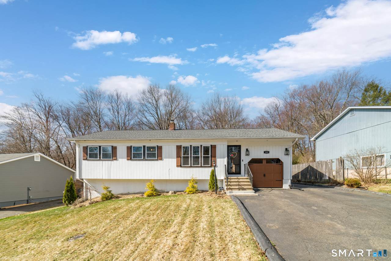 185 Bluebird Drive - Photo 1