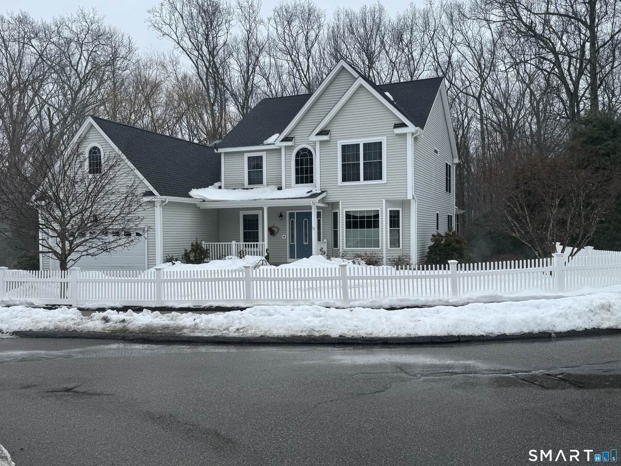 12 Spinnaker Drive - Photo 1