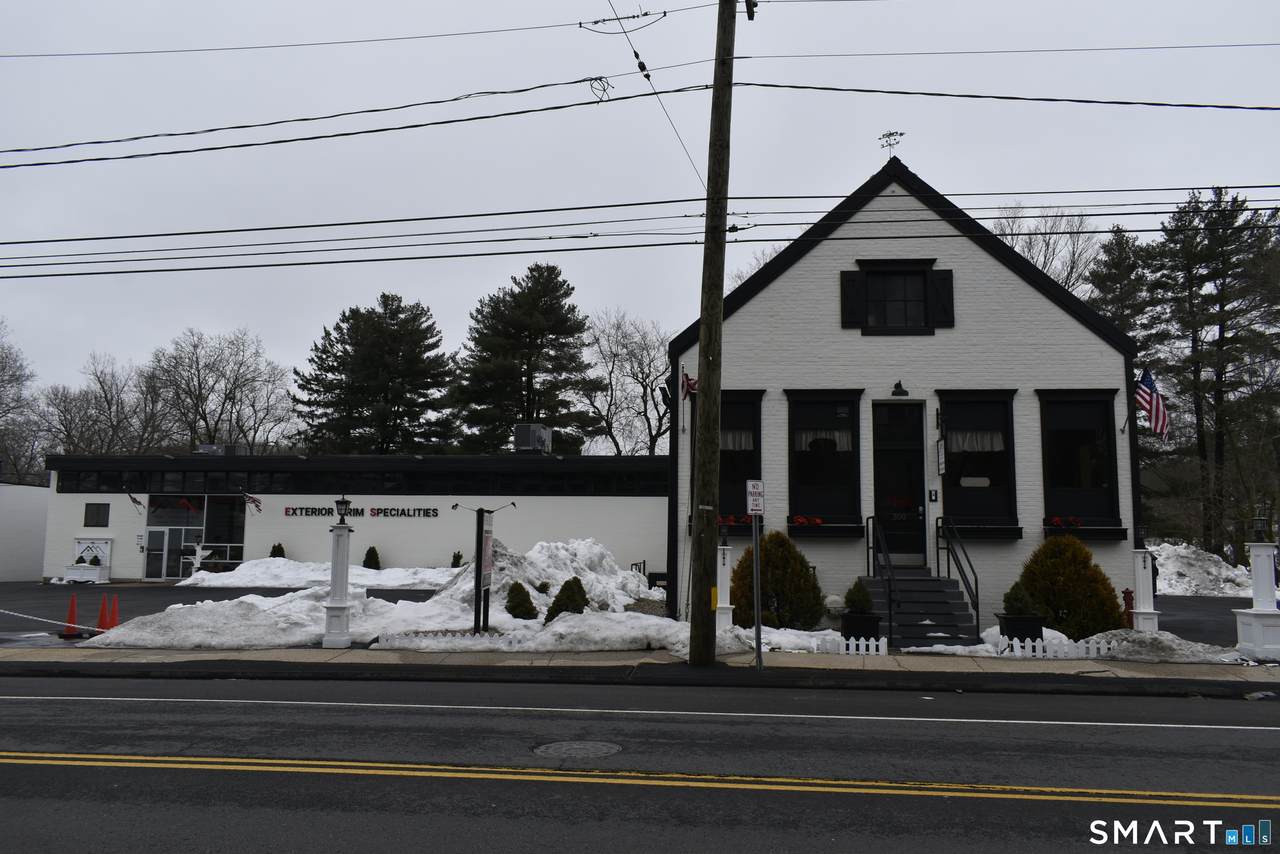 300 Riverside Avenue - Photo 1