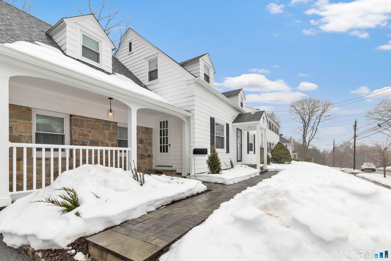 10 Merrill Road - Photo 1