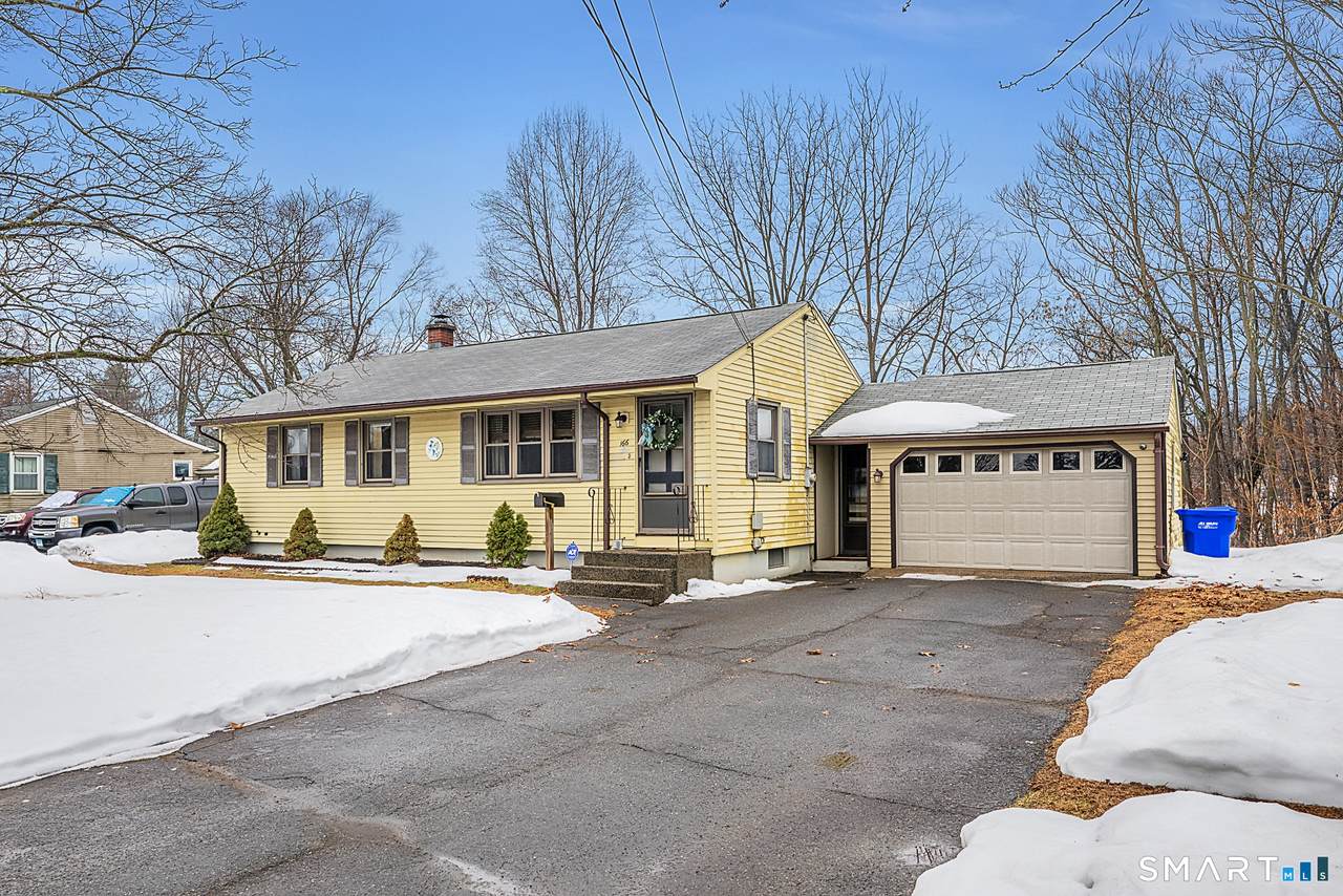 166 Sun Valley Drive - Photo 1