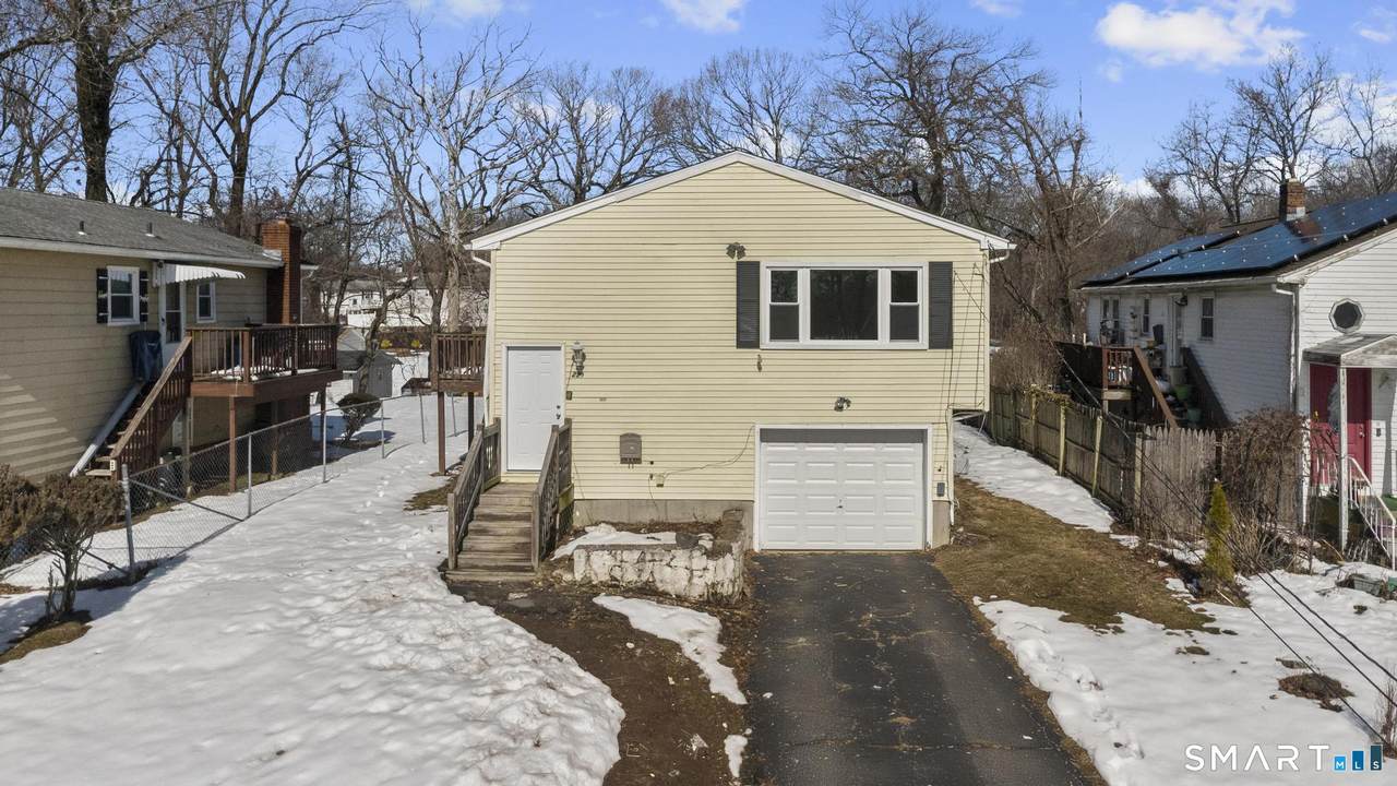 229 Homeside Avenue - Photo 1